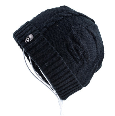 black skull beanie